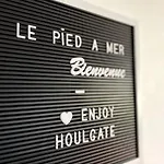 Le Pied A *